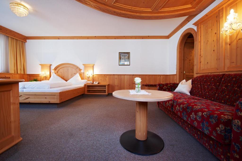 Höllboden Ischgl Zimmer foto